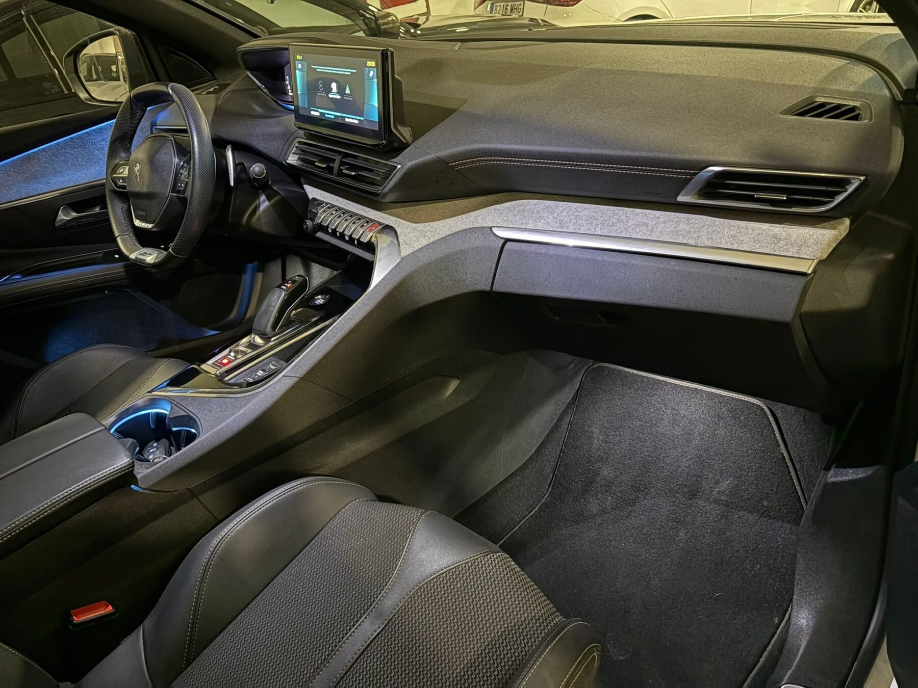 PEUGEOT 3008 Hybrid 225 eEAT8 GT