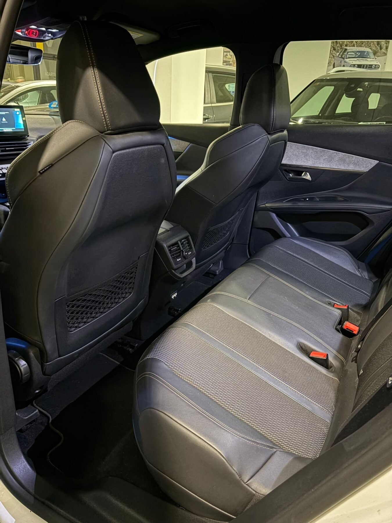 PEUGEOT 3008 Hybrid 225 eEAT8 GT