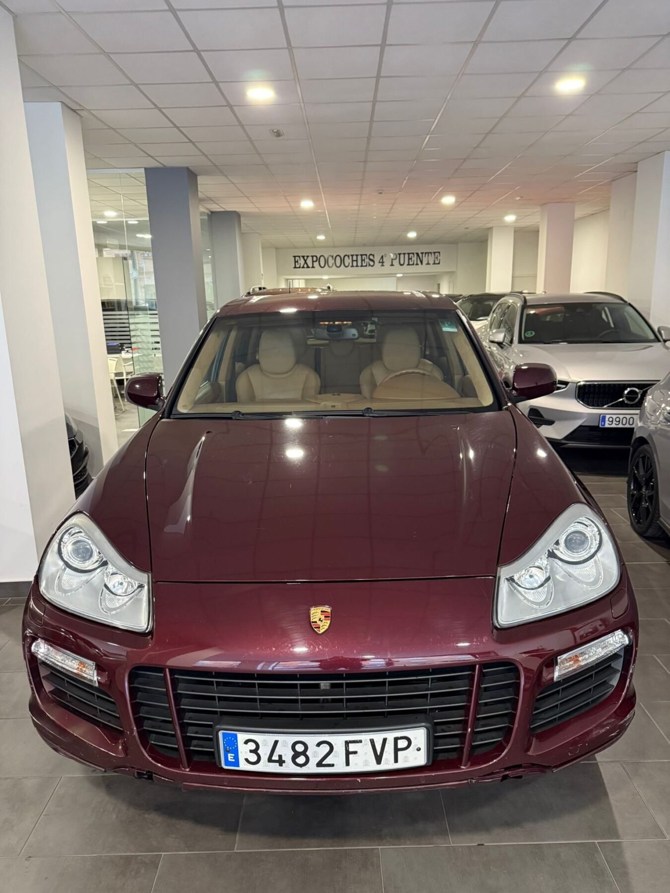 PORSCHE Cayenne Turbo