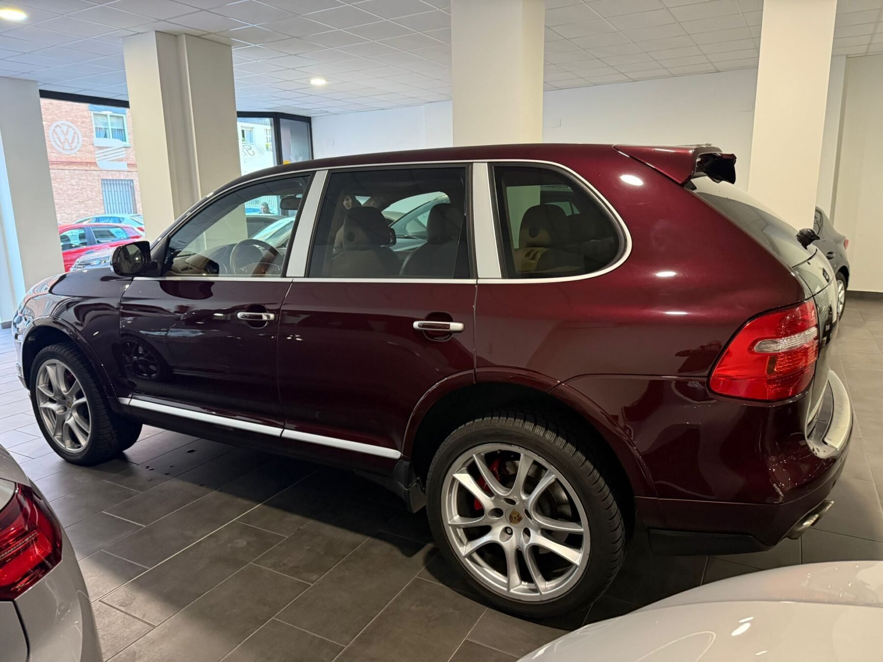 PORSCHE Cayenne Turbo