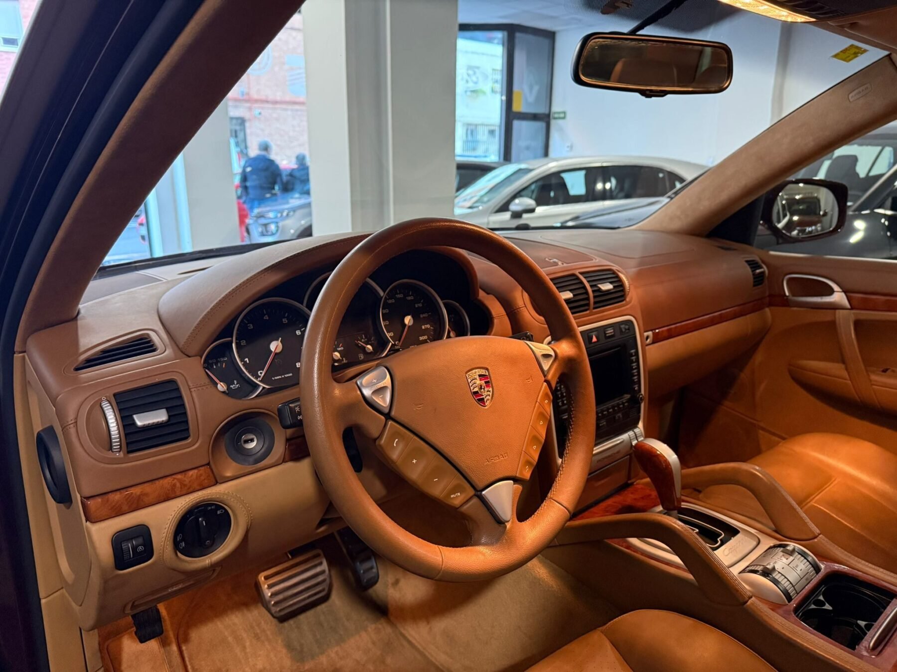 PORSCHE Cayenne Turbo