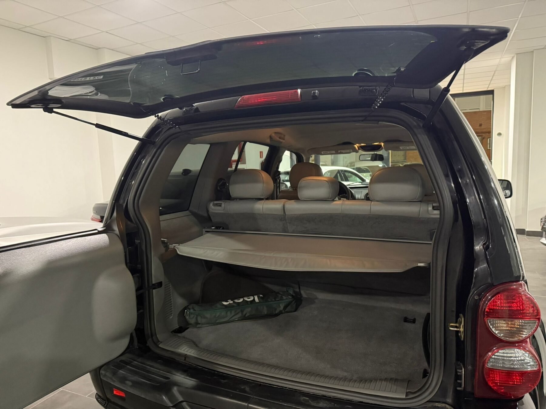 JEEP CHEROKEE 2.8 CRD Limited