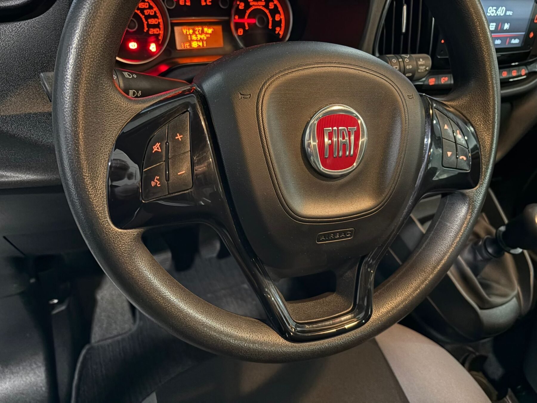 FIAT DOBLO Cargo Combi N1 SX 1.6 Mjet