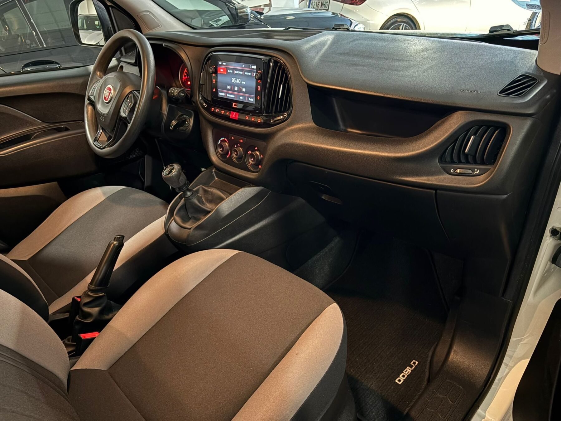 FIAT DOBLO Cargo Combi N1 SX 1.6 Mjet