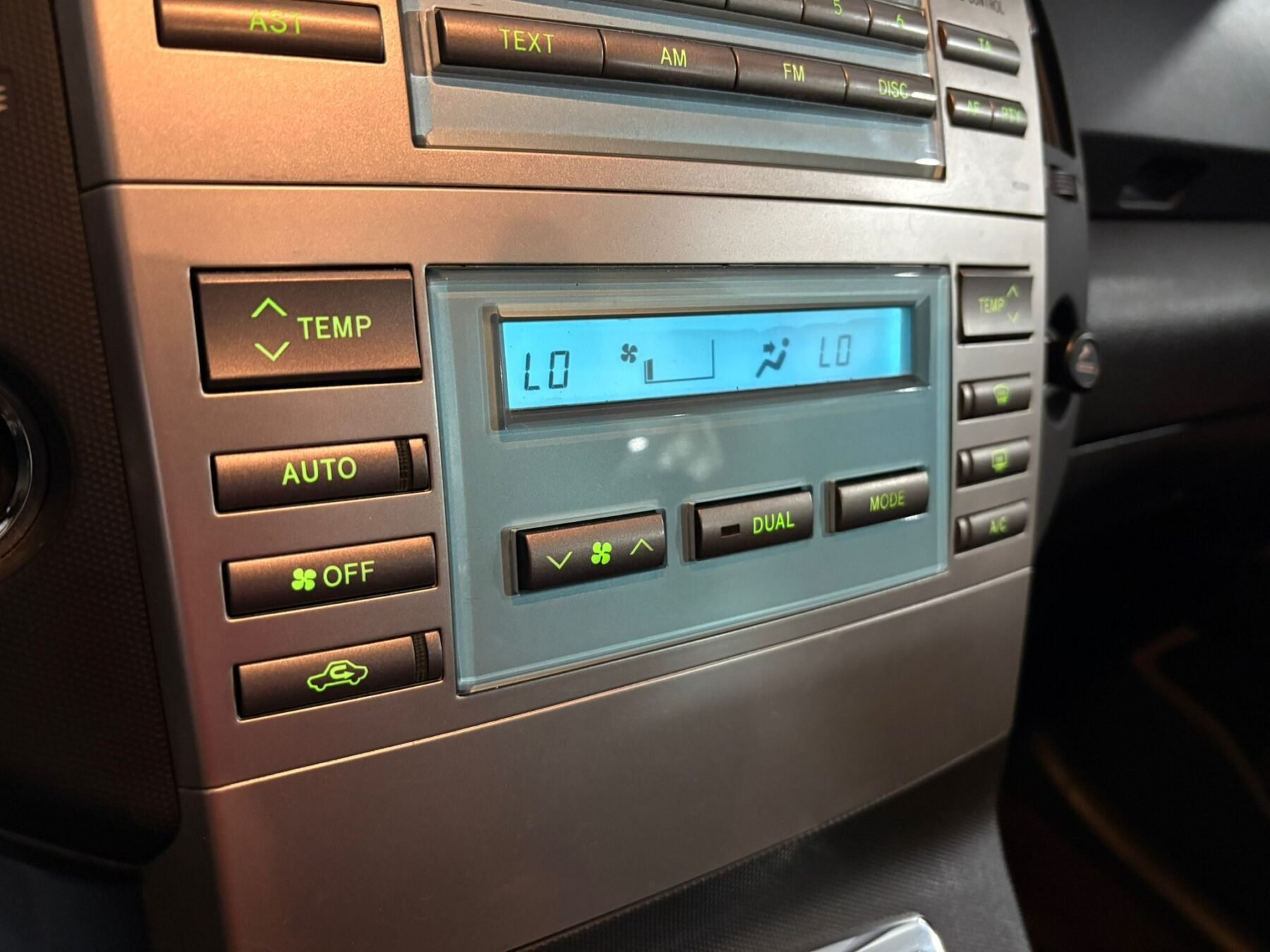 TOYOTA COROLLA VERSO 2.2 D4D Luna