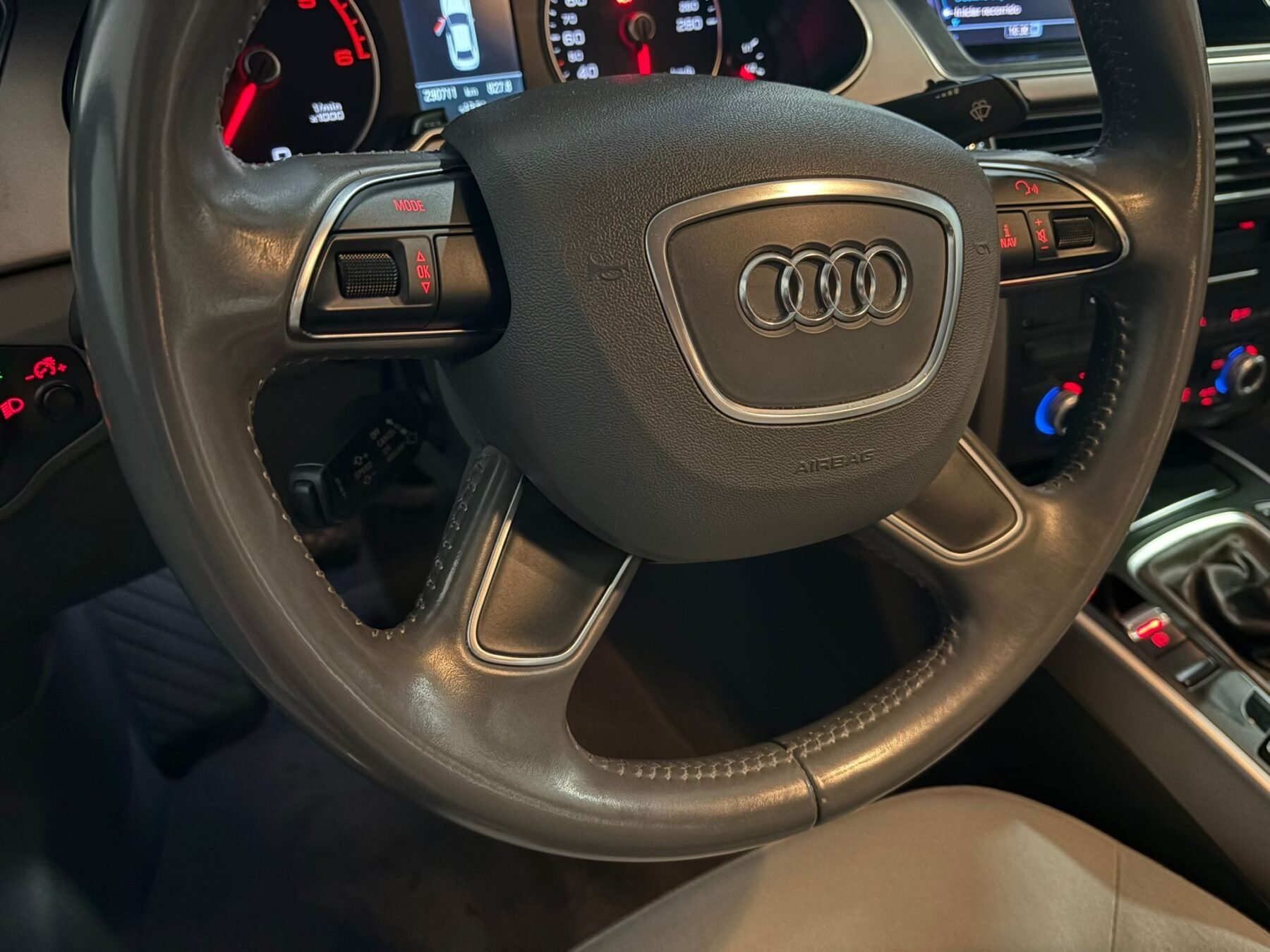 AUDI A4 2.0 TDI