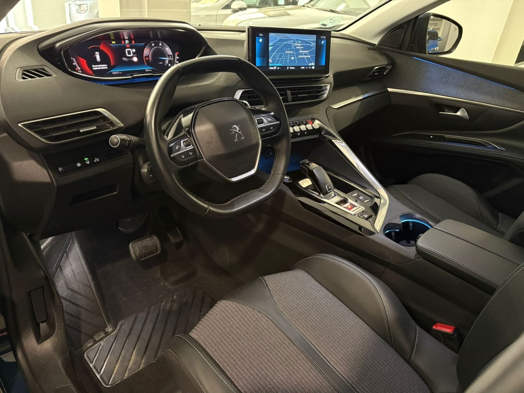 PEUGEOT 5008 1.5 BlueHDi SS Allure Pack