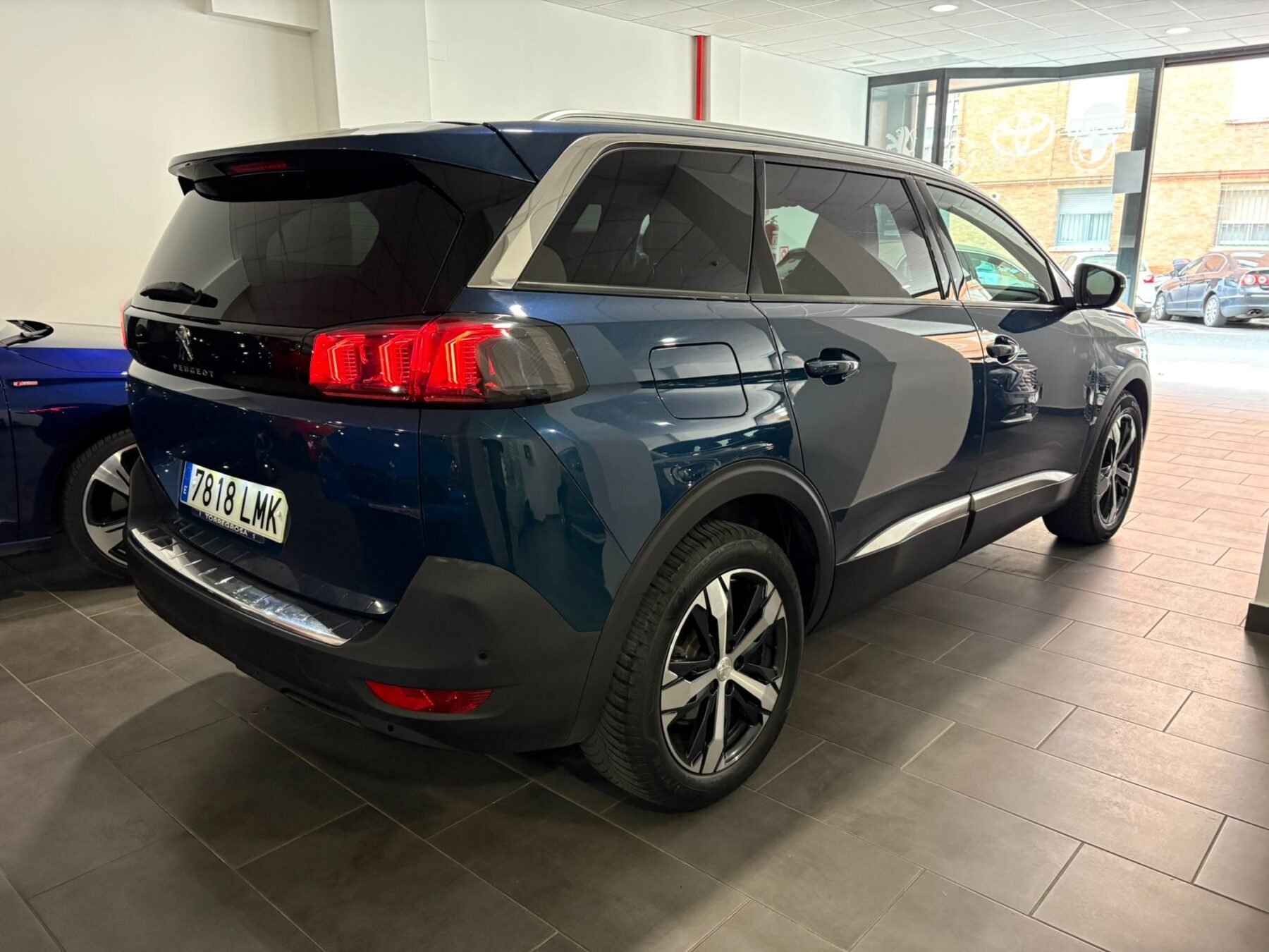 PEUGEOT 5008 1.5 BlueHDi SS Allure Pack