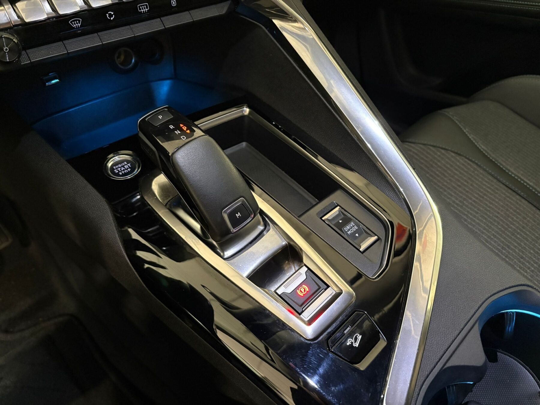 PEUGEOT 5008 1.5 BlueHDi SS Allure Pack