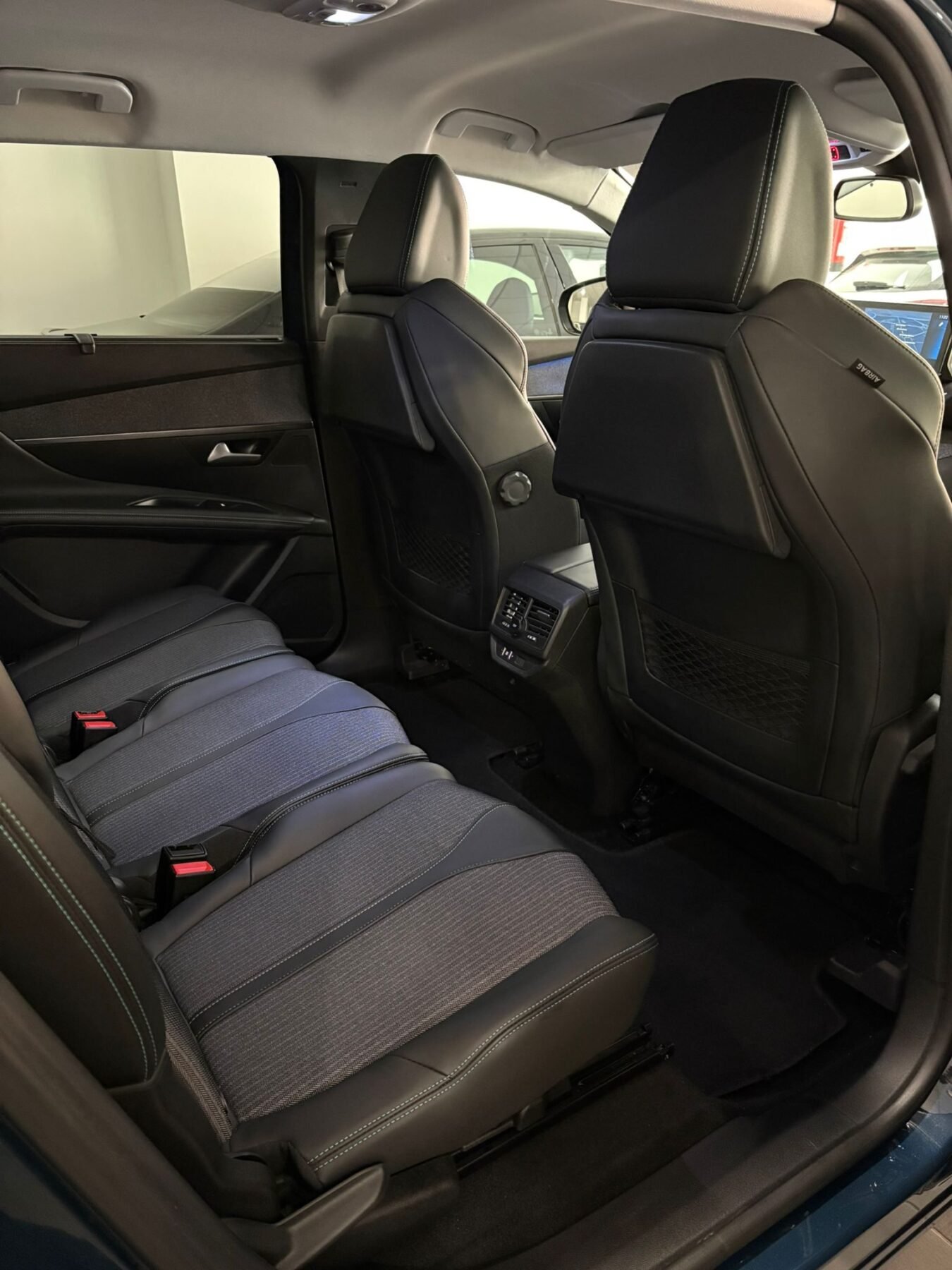 PEUGEOT 5008 1.5 BlueHDi SS Allure Pack