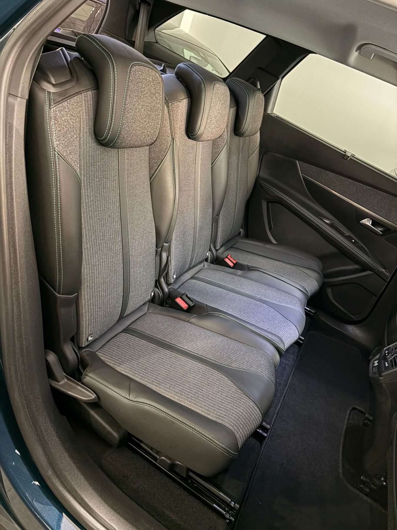 PEUGEOT 5008 1.5 BlueHDi SS Allure Pack