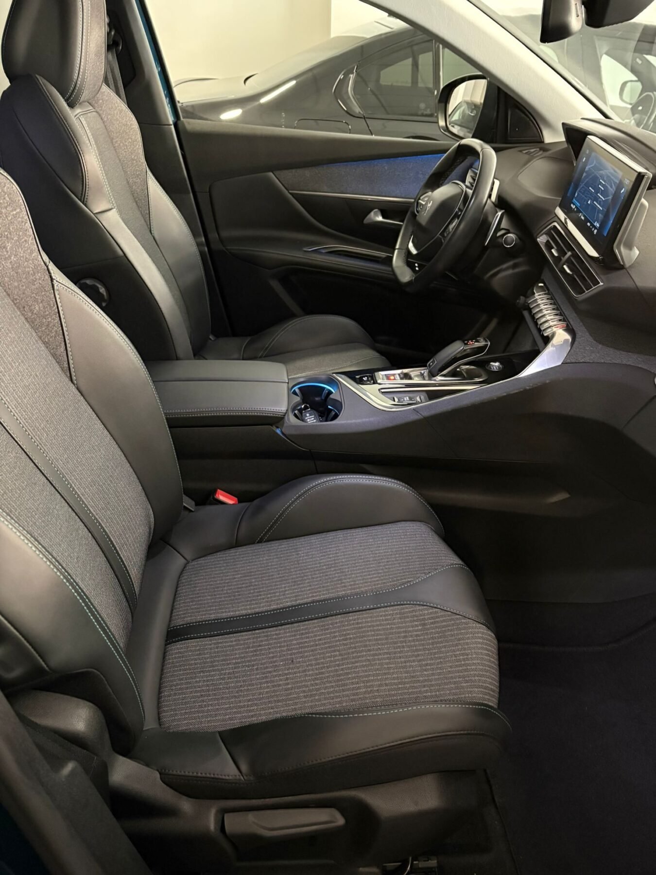 PEUGEOT 5008 1.5 BlueHDi SS Allure Pack