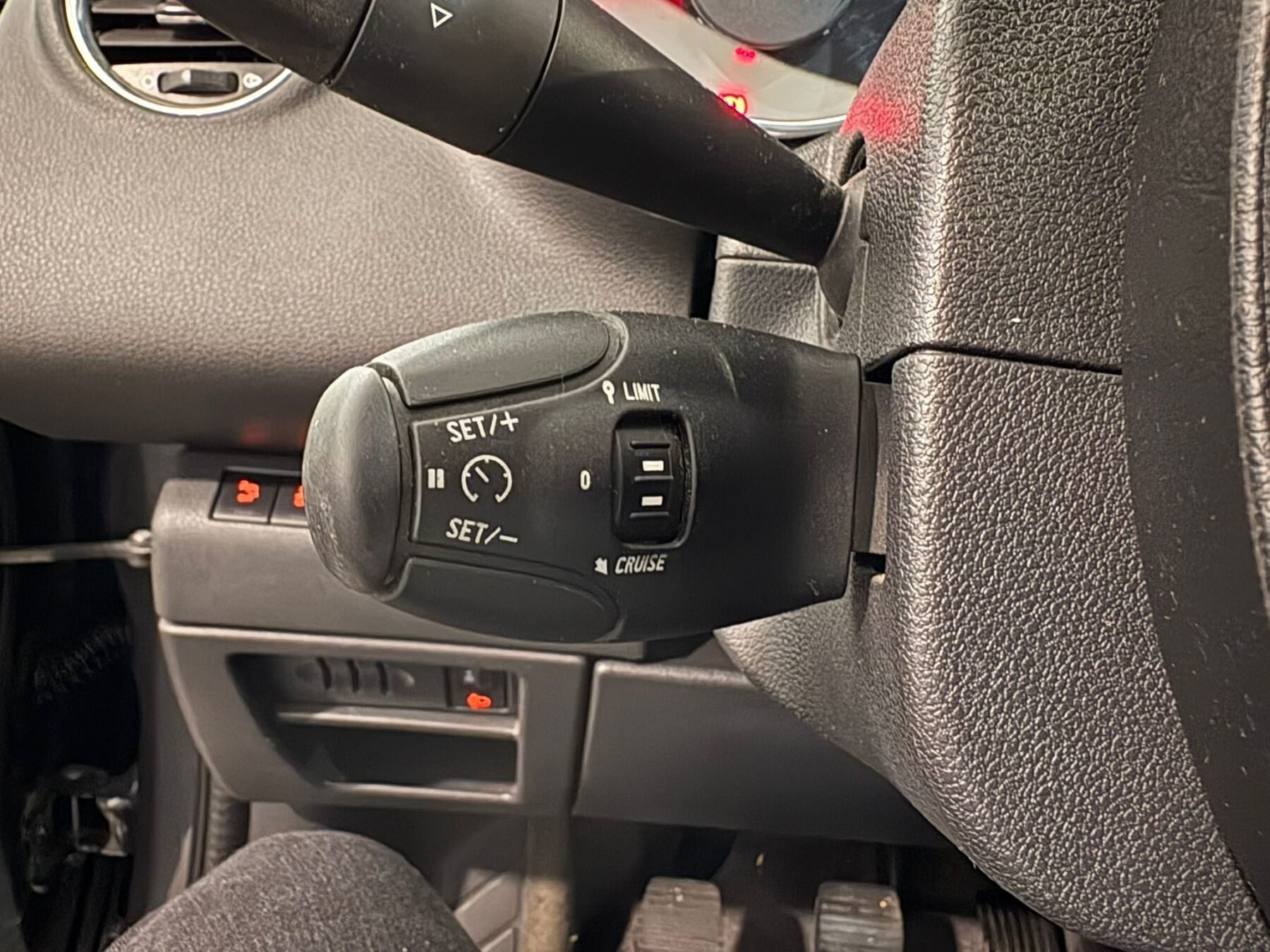 PEUGEOT 3008 Allure 1.6 BlueHDI 120