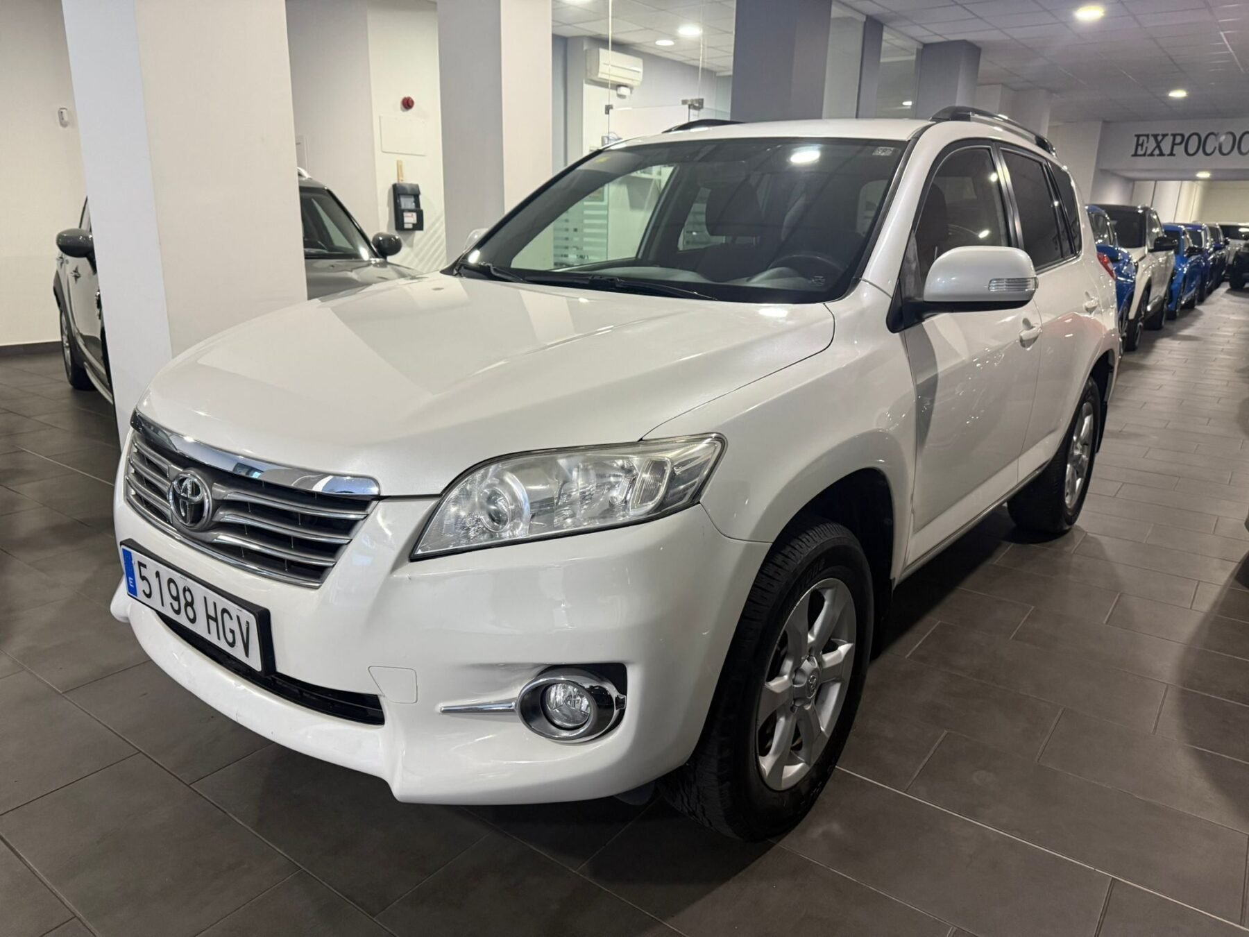 TOYOTA RAV4 2.2 D4D Active 4x4