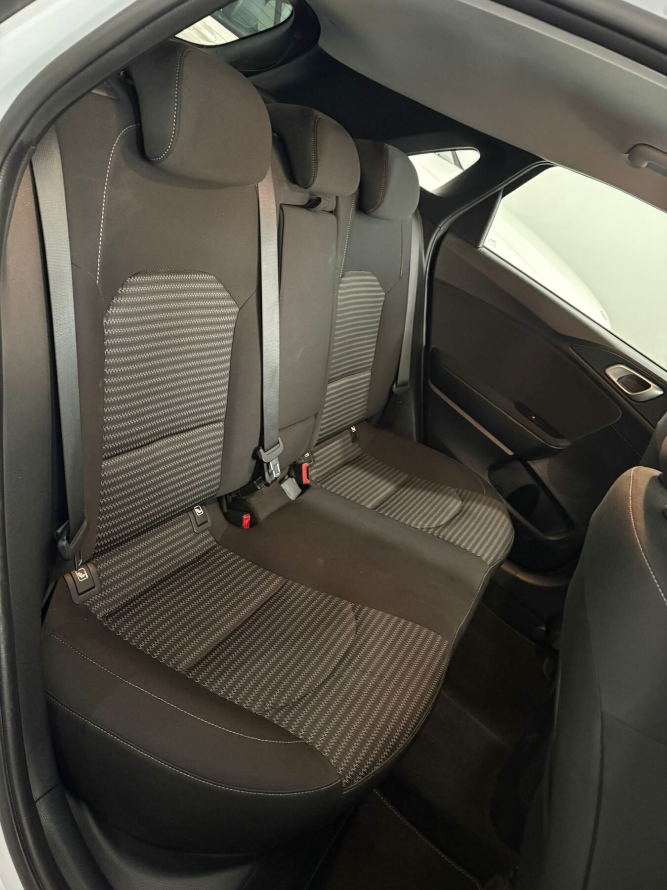 KIA CEED 1.6 MHEV iMT Drive