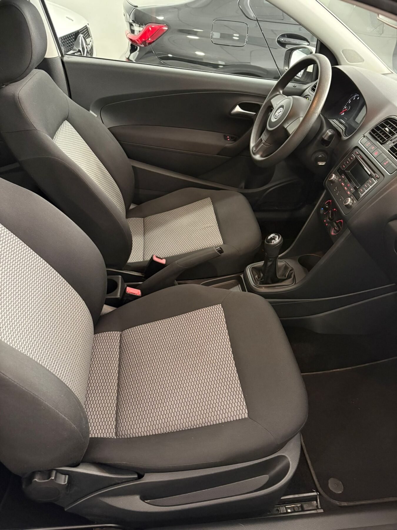 VOLKSWAGEN POLO 1.2 Advance BlueMotion Technology