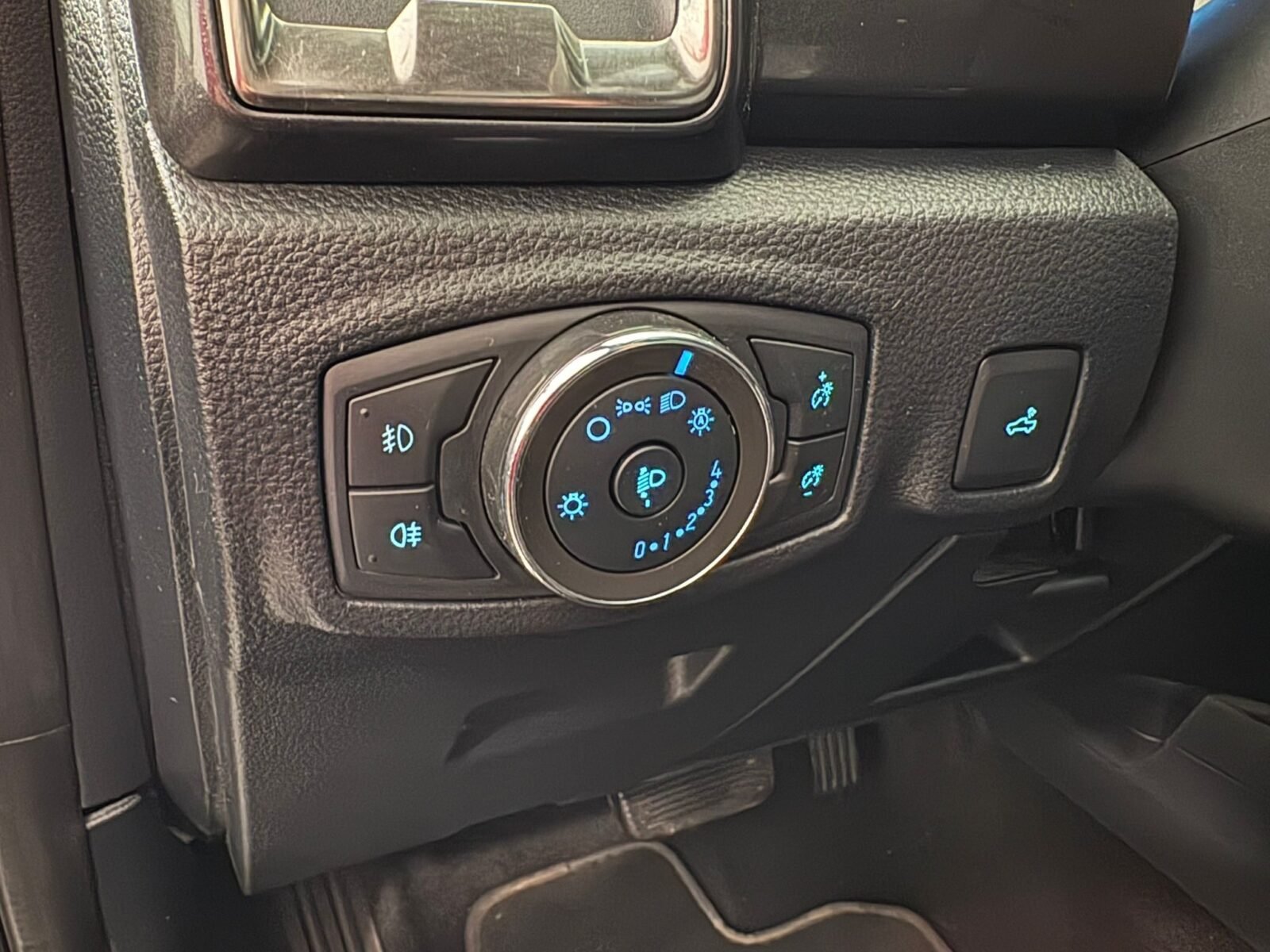 FORD RANGER 2.0 TDCi 4x4 Dob Cab Wildtrack AT