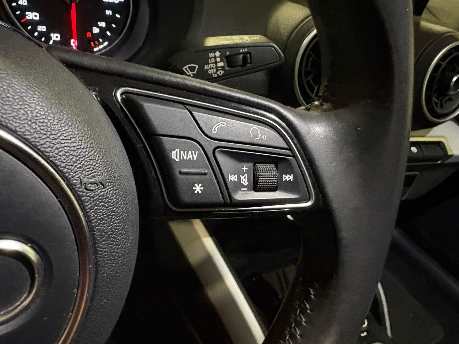 AUDI Q2 sport edition 1.6 TDI