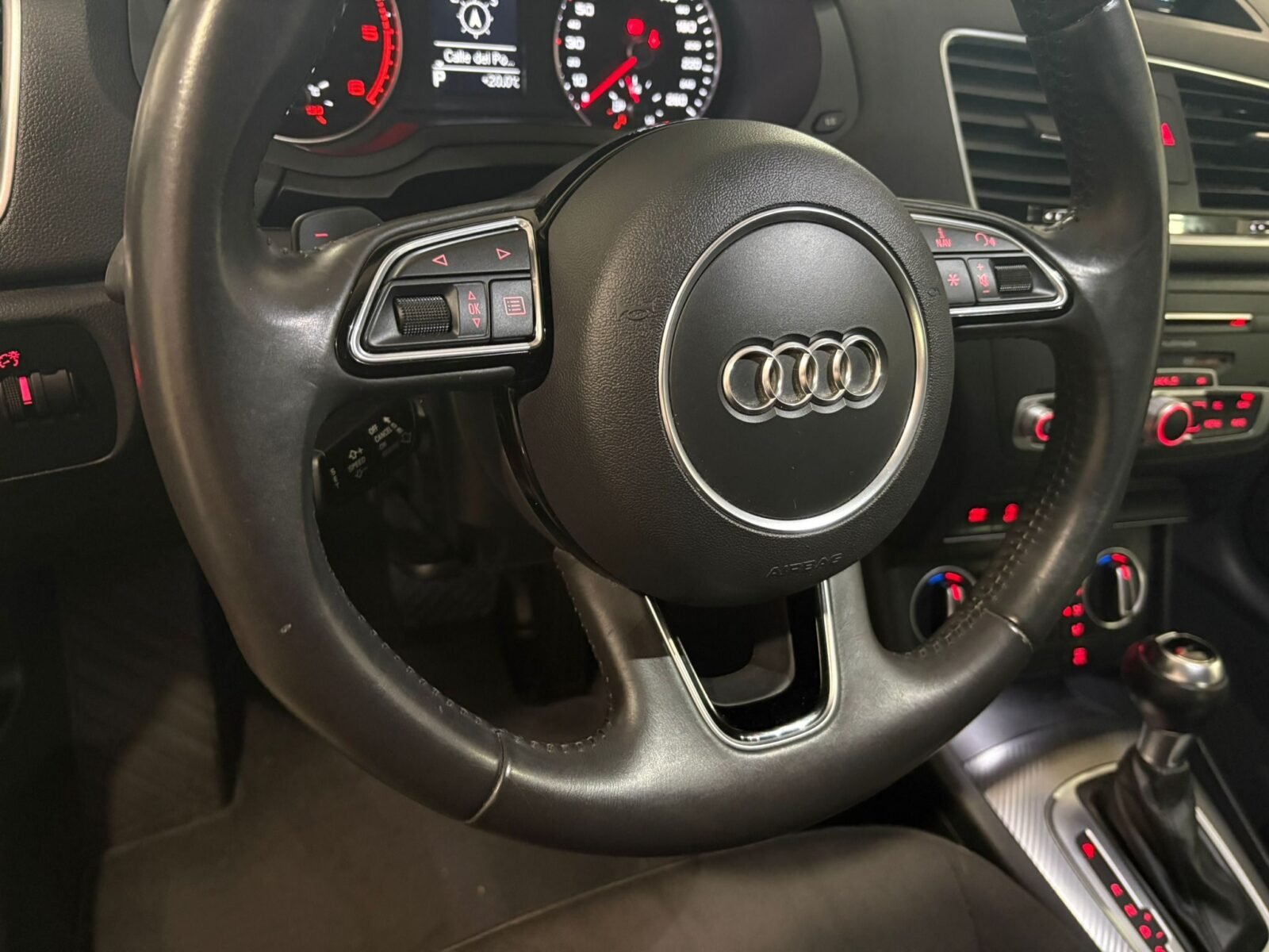 AUDI Q3 Design Edition 2.0 TDI Quattro S-Tronic