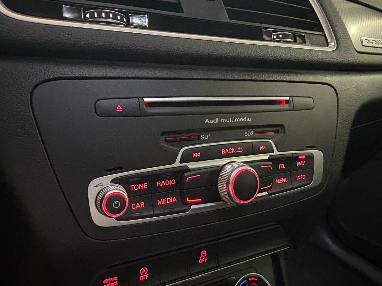 AUDI Q3 Design Edition 2.0 TDI Quattro S-Tronic