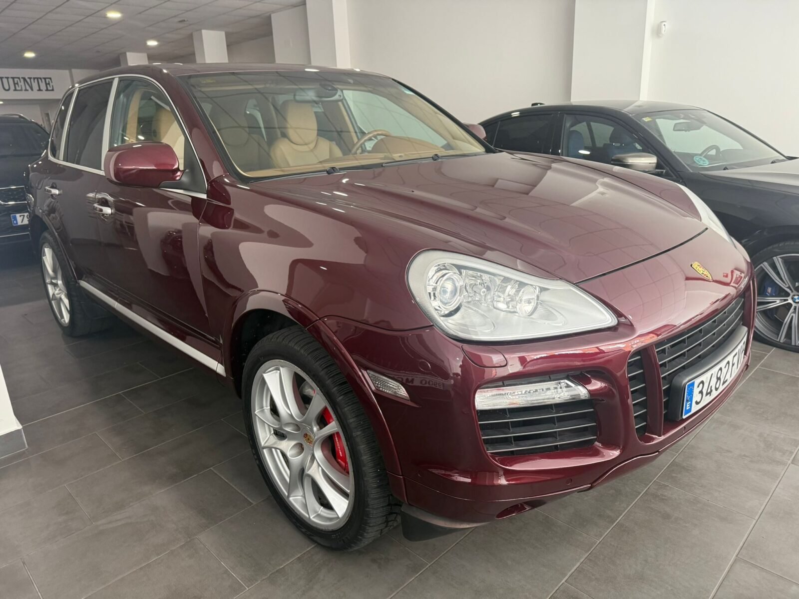 PORSCHE Cayenne Trubo S 