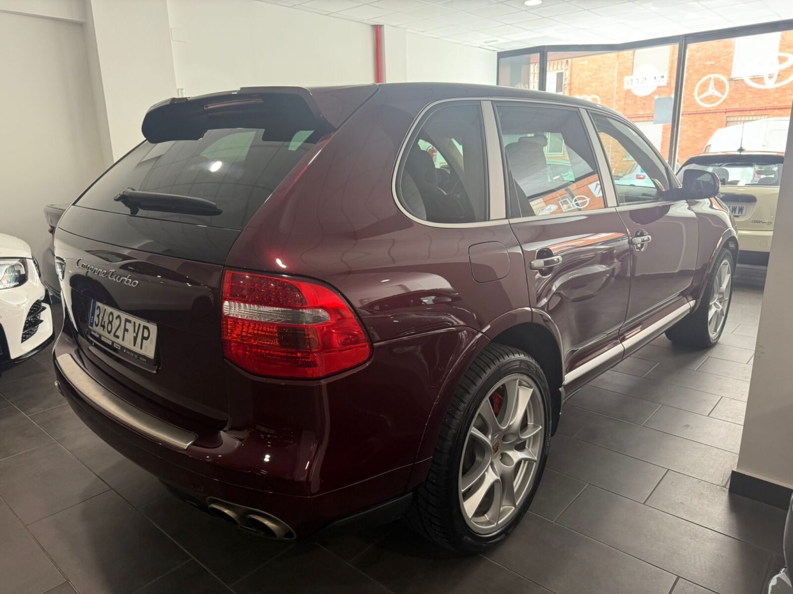 PORSCHE Cayenne Trubo S 