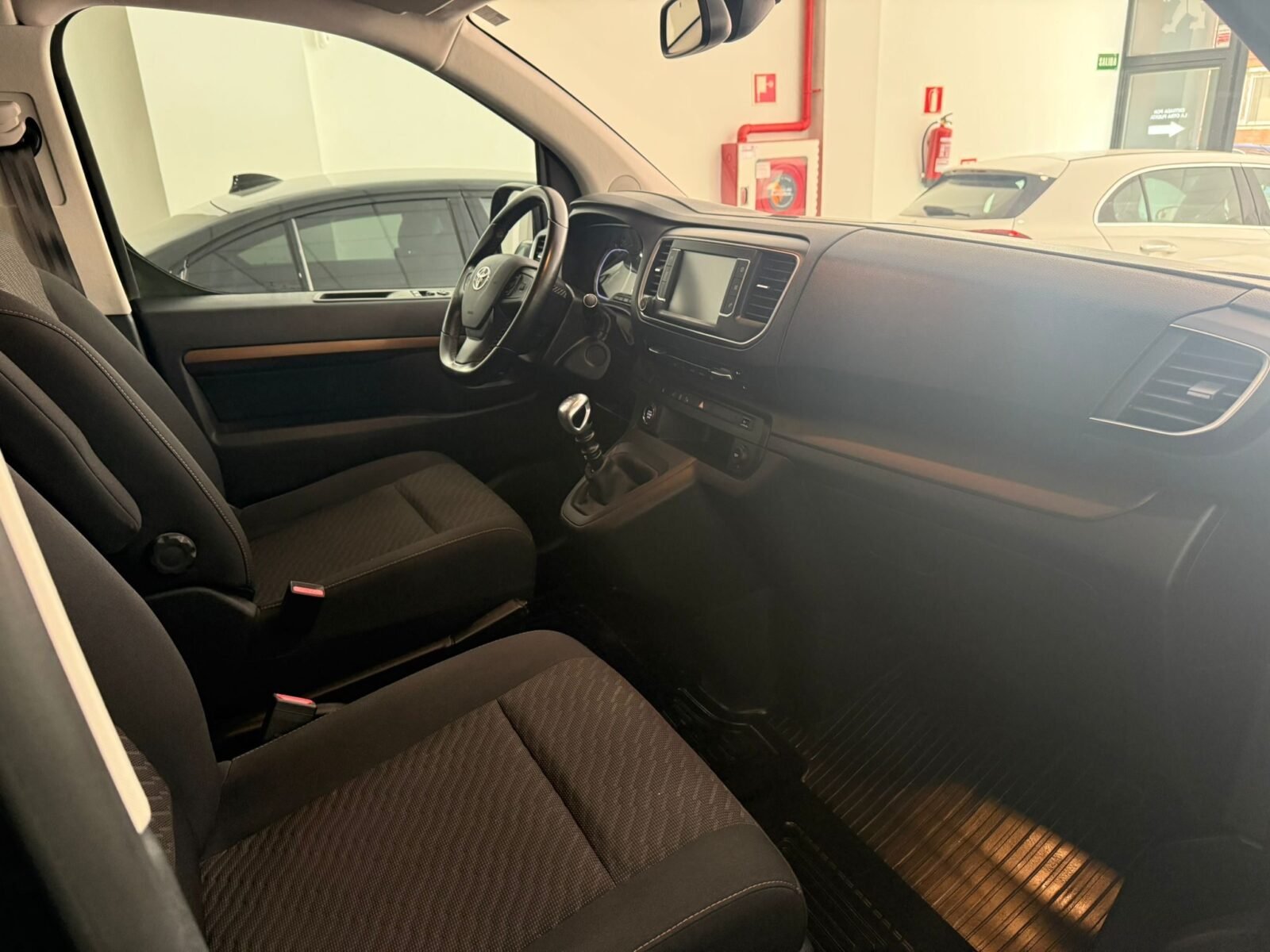 TOYOTA 1.5D FAMILY ADVANCE L1