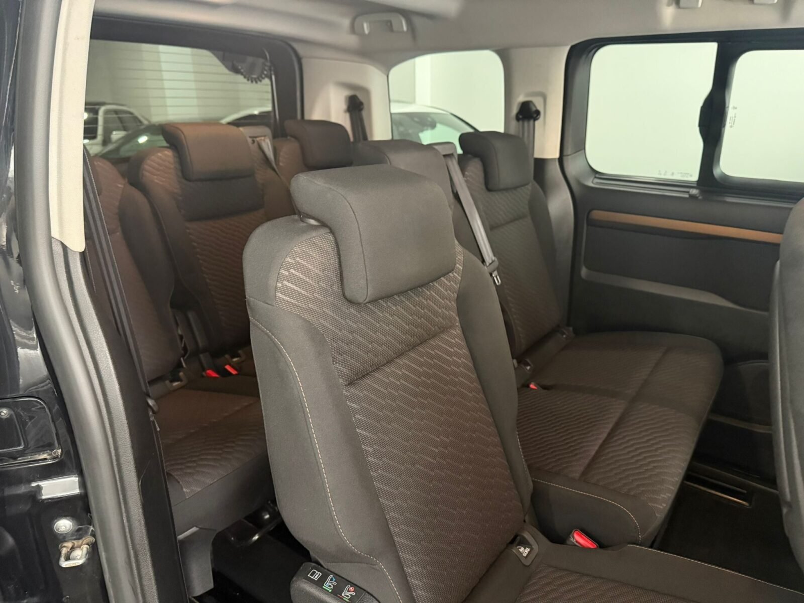 TOYOTA 1.5D FAMILY ADVANCE L1