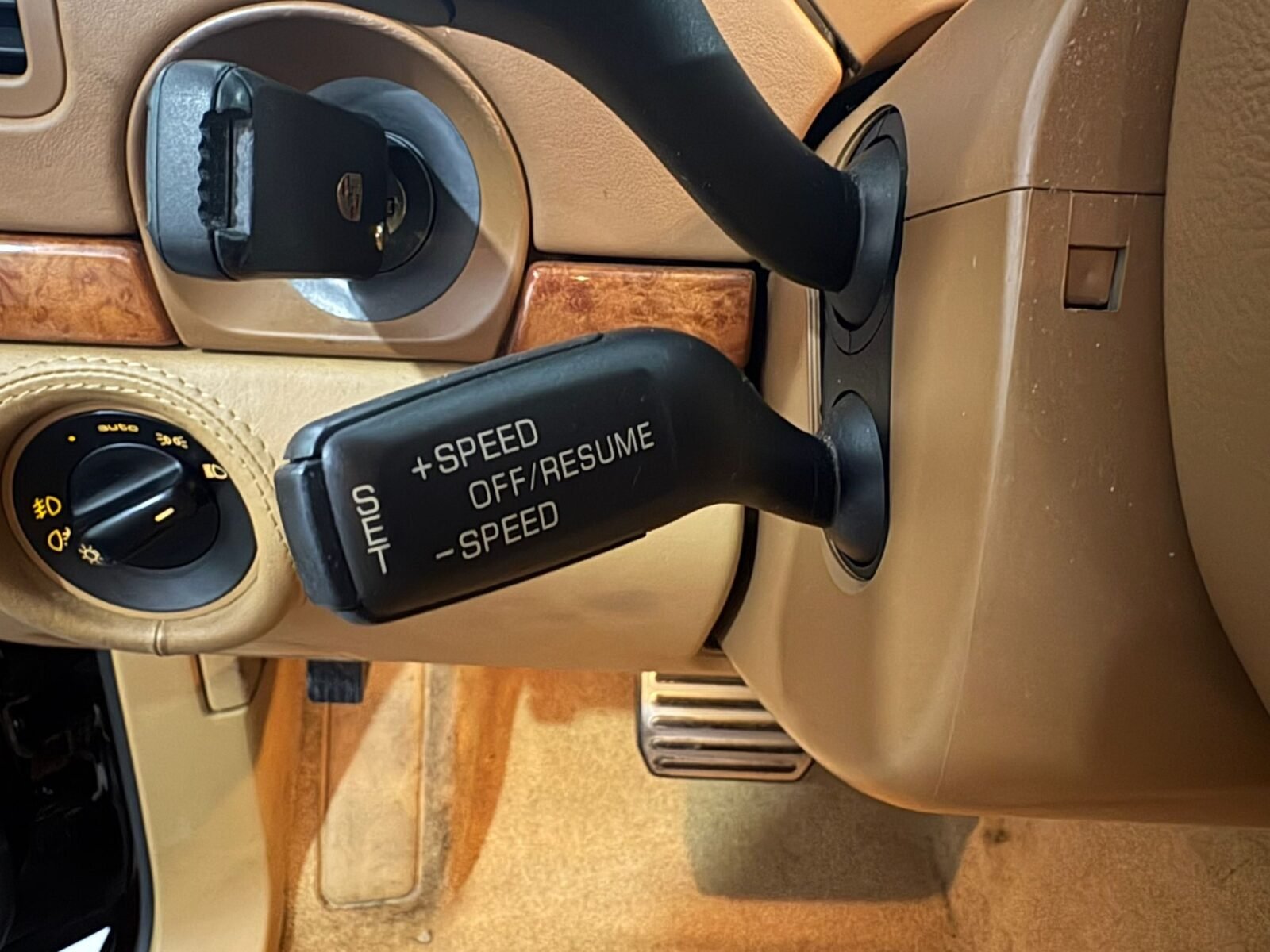 PORSCHE Cayenne Trubo S 