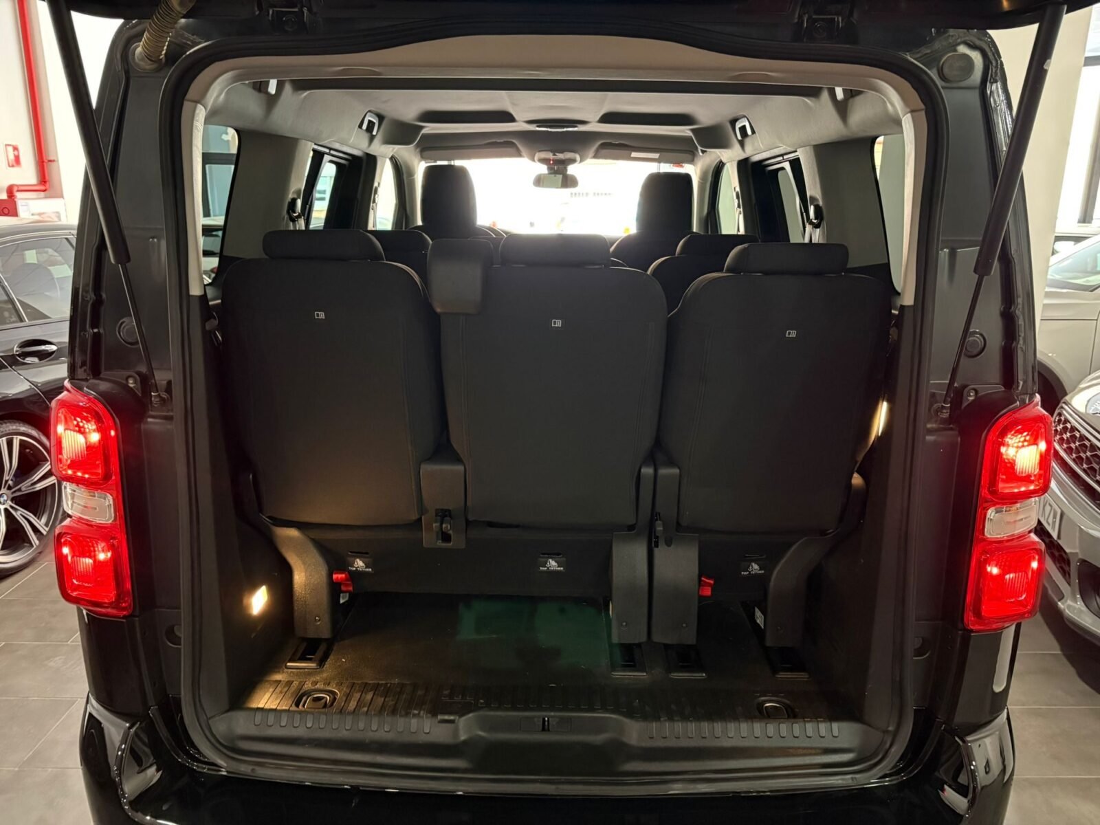 TOYOTA 1.5D FAMILY ADVANCE L1