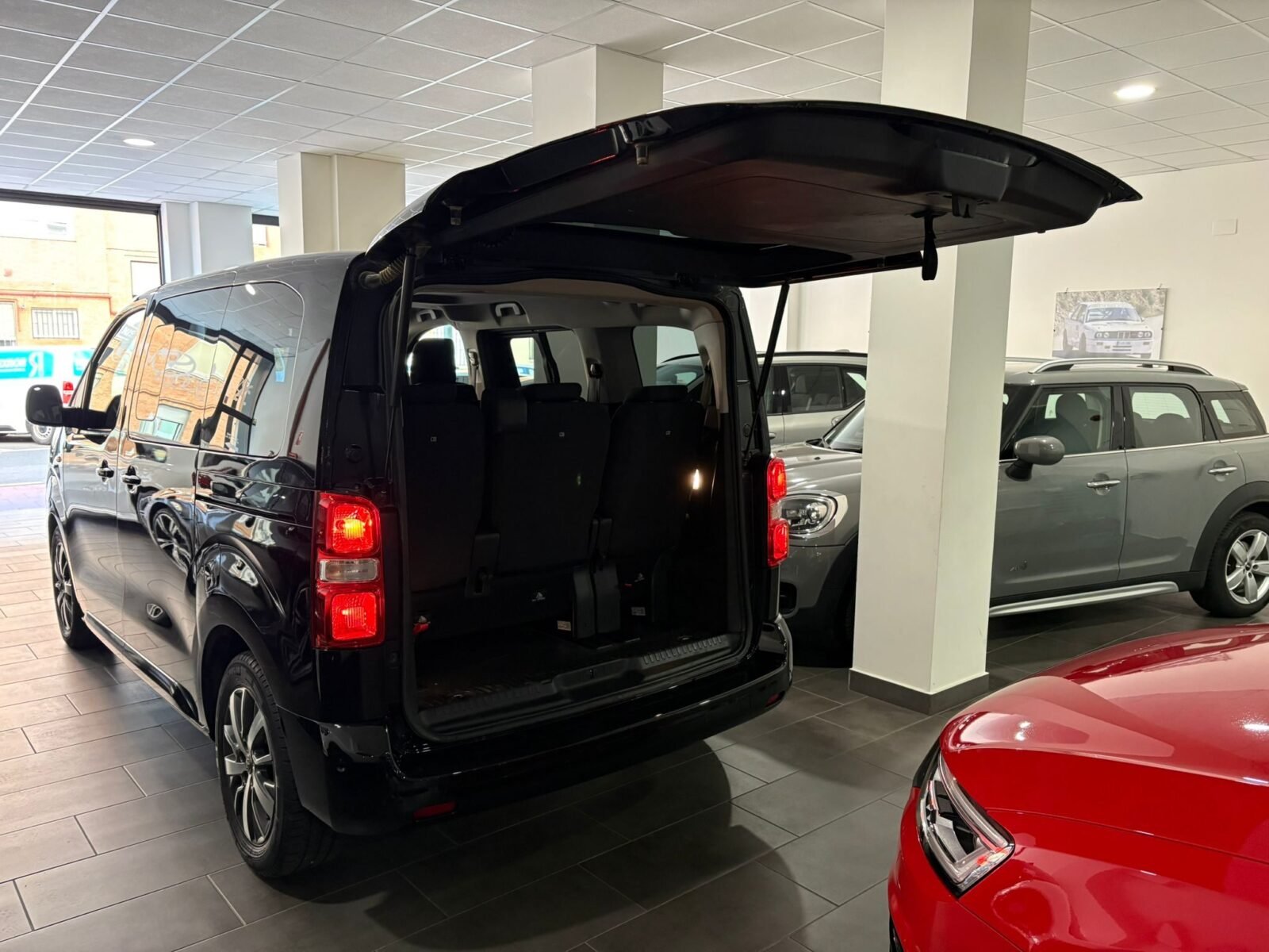 TOYOTA 1.5D FAMILY ADVANCE L1