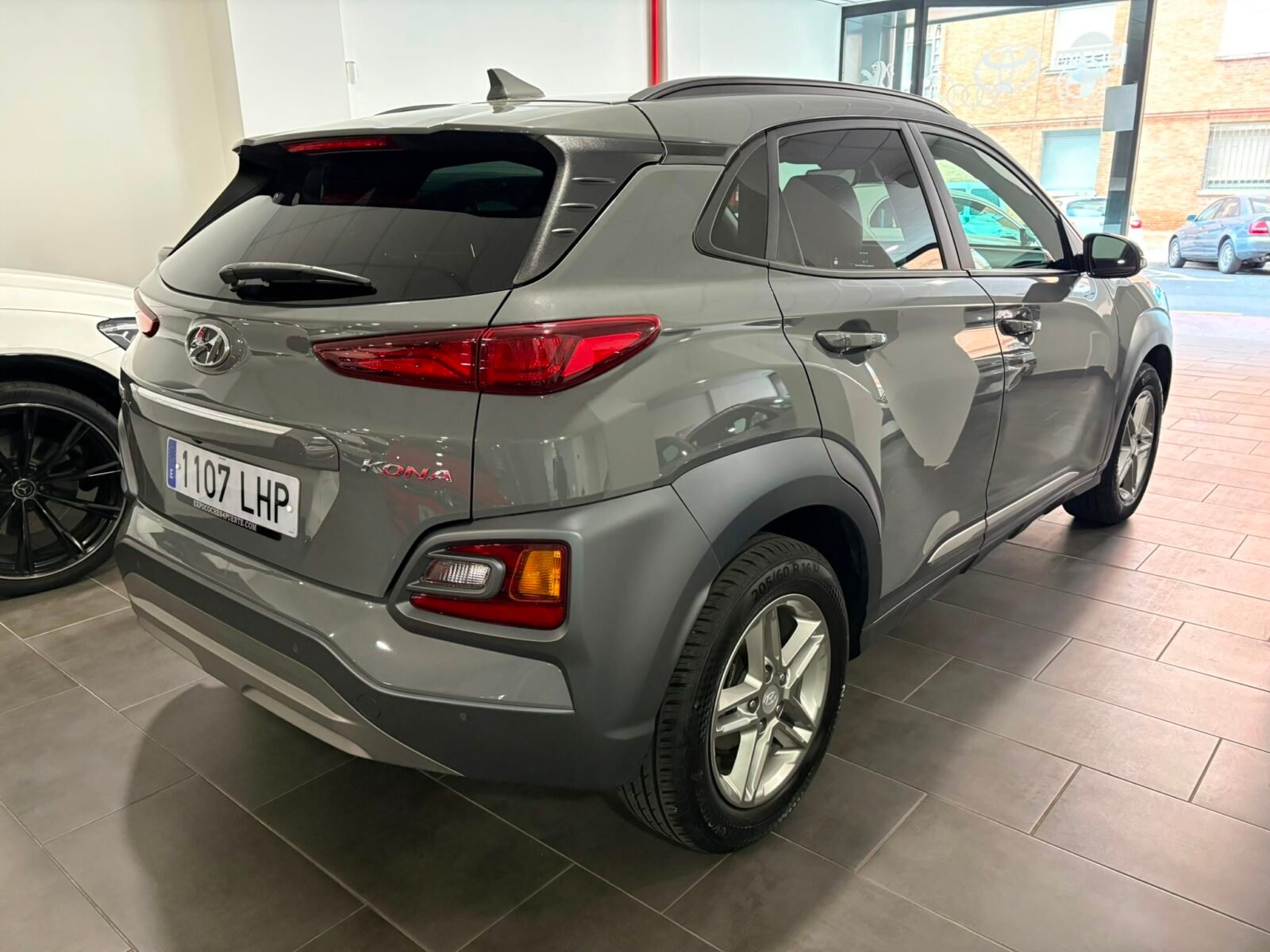 HYUNDAI KONA 1.0 TGDI Tecno Red 4X2