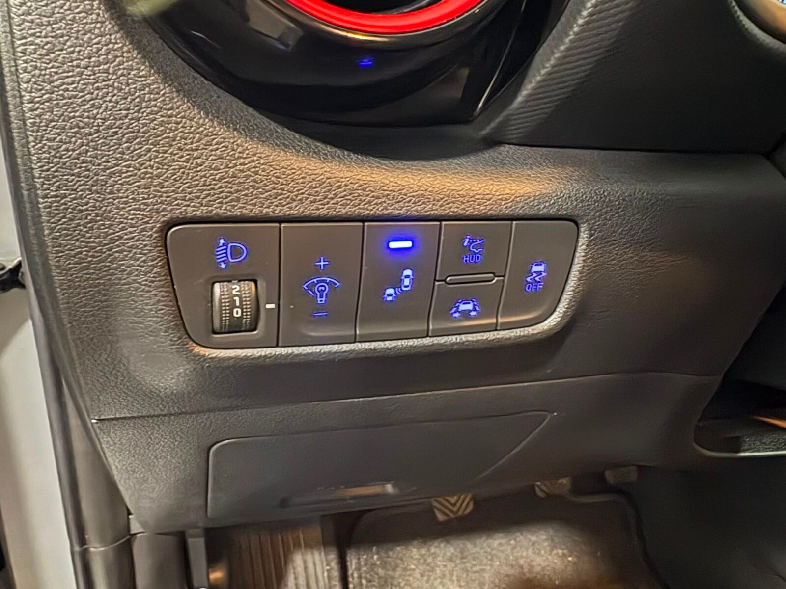 HYUNDAI KONA 1.0 TGDI Tecno Red 4X2