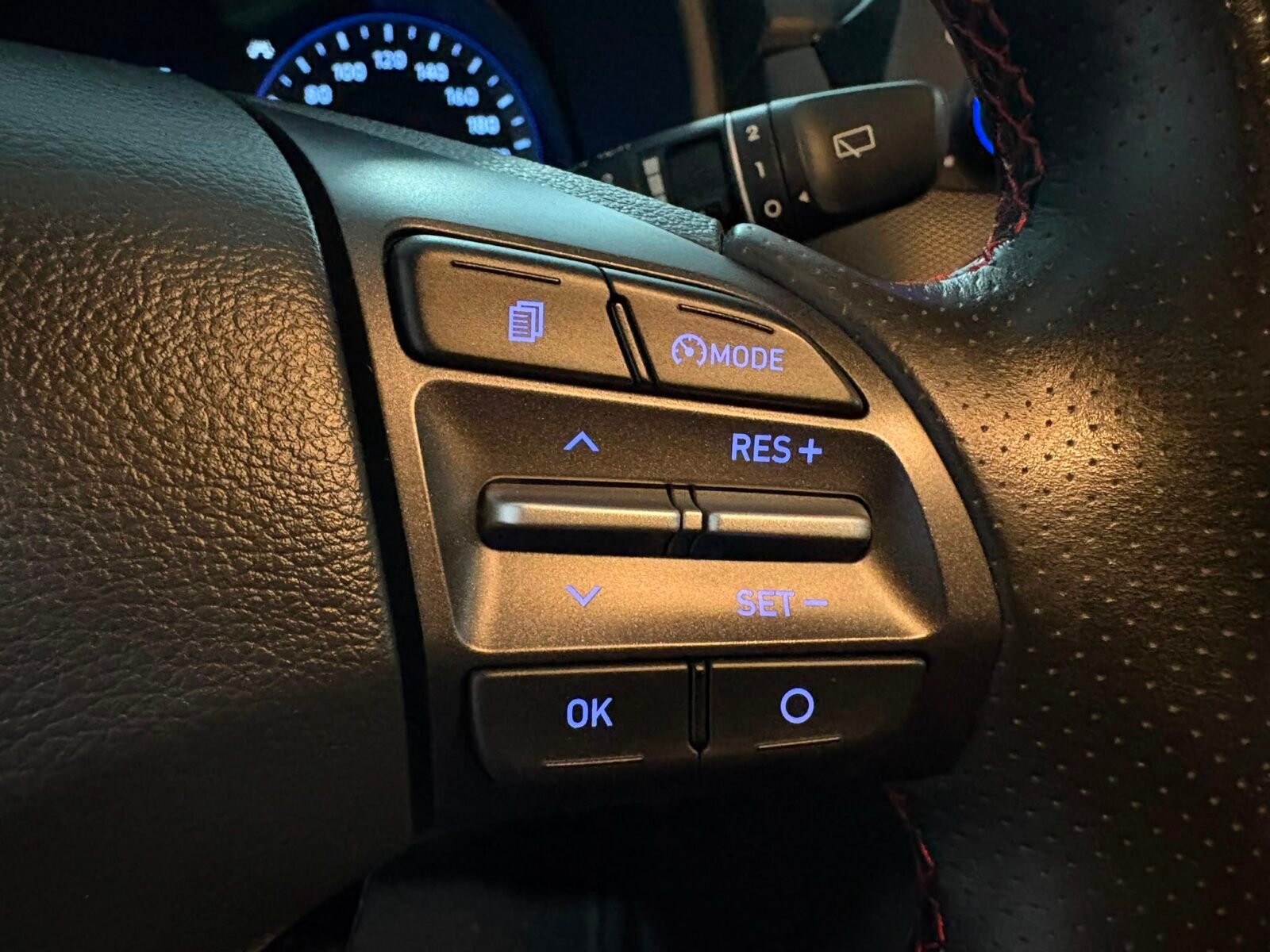 HYUNDAI KONA 1.0 TGDI Tecno Red 4X2