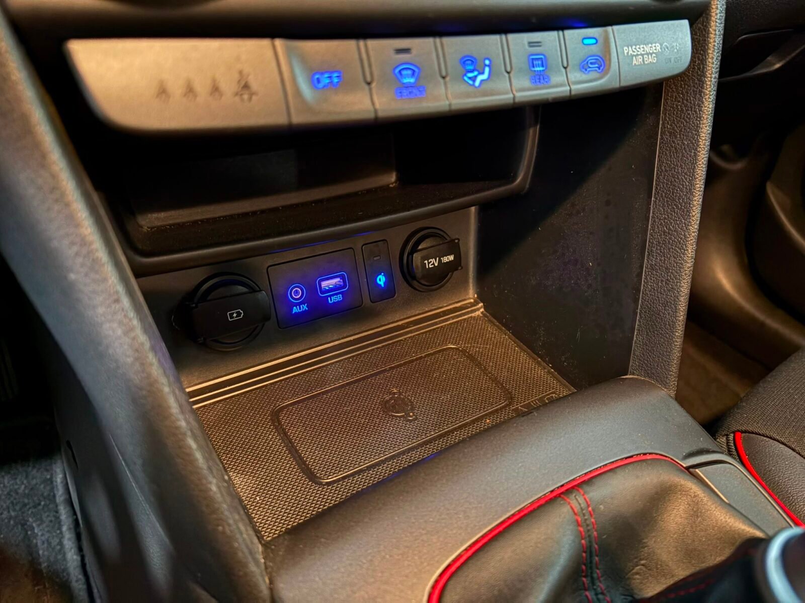 HYUNDAI KONA 1.0 TGDI Tecno Red 4X2
