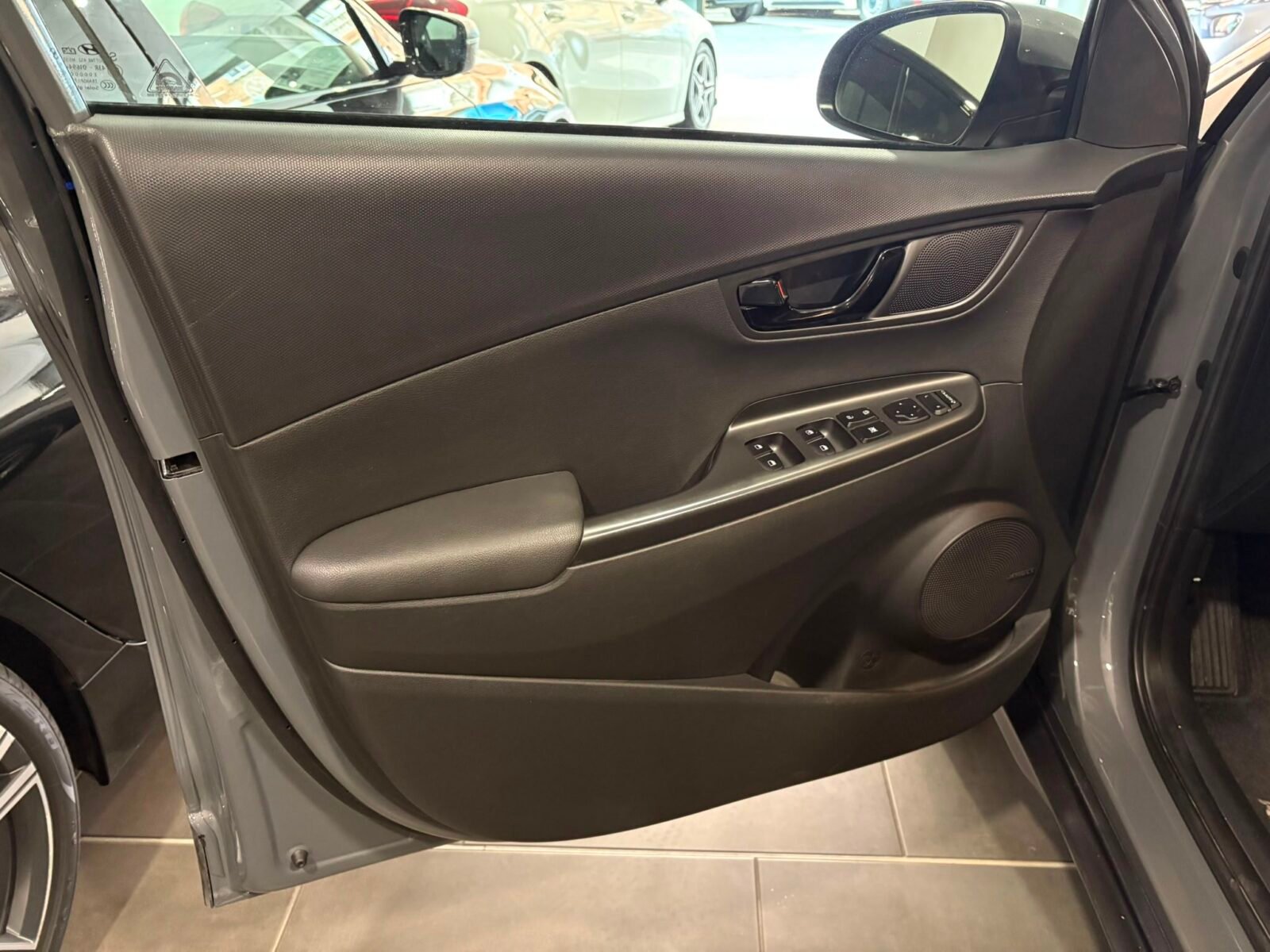 HYUNDAI KONA 1.0 TGDI Tecno Red 4X2