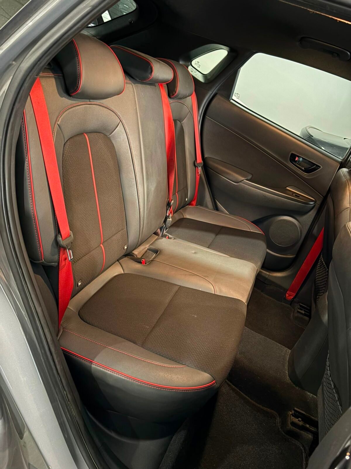 HYUNDAI KONA 1.0 TGDI Tecno Red 4X2