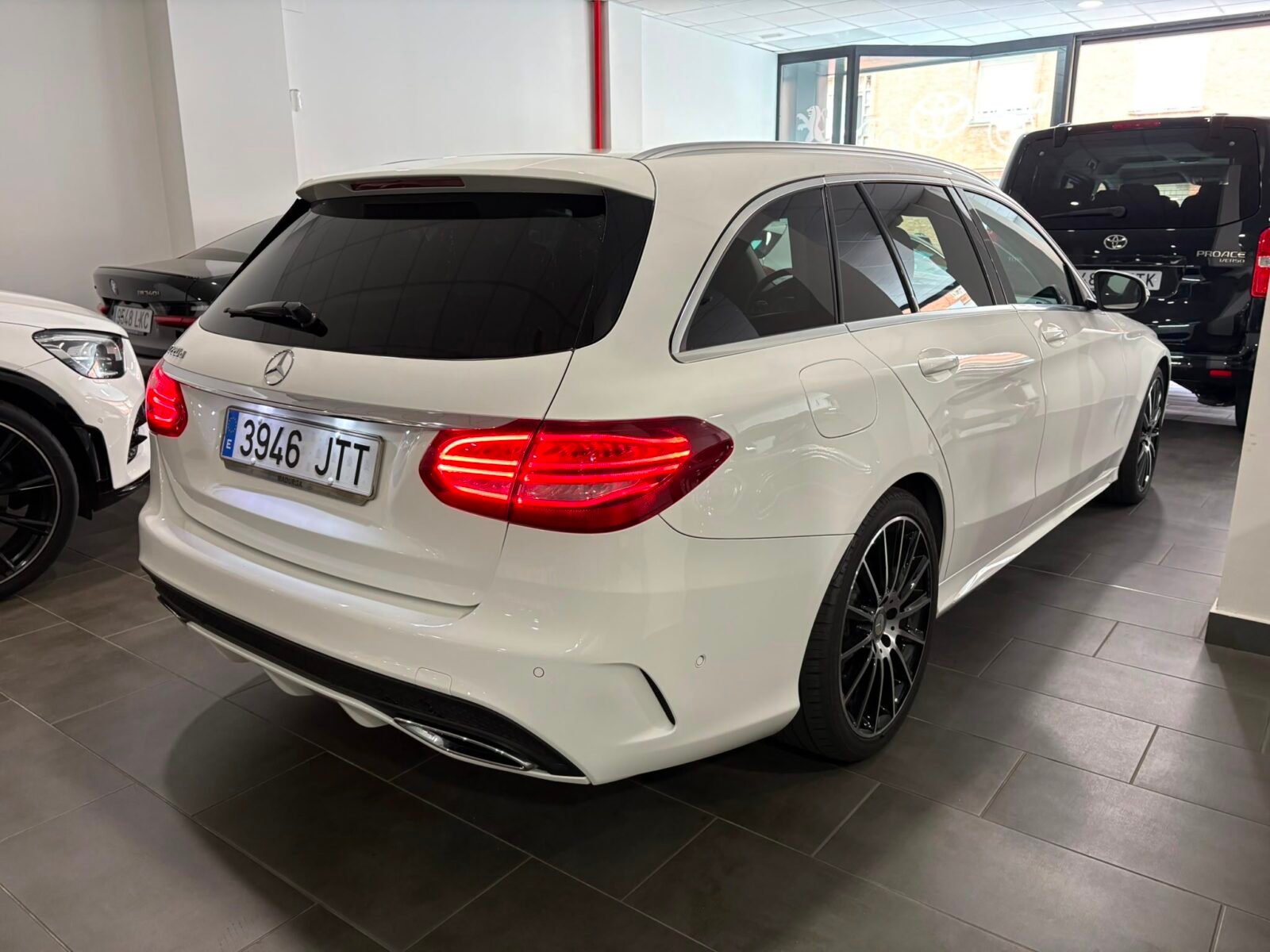 MERCEDES-BENZ Clase C C 220 d AMG Line Estate