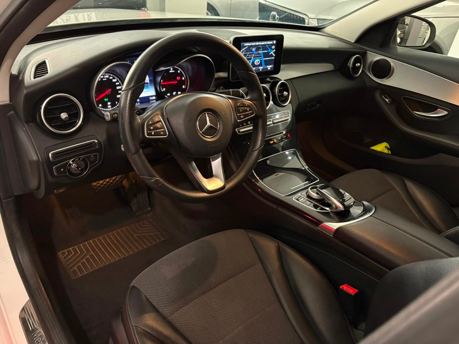MERCEDES-BENZ Clase C C 220 d AMG Line Estate