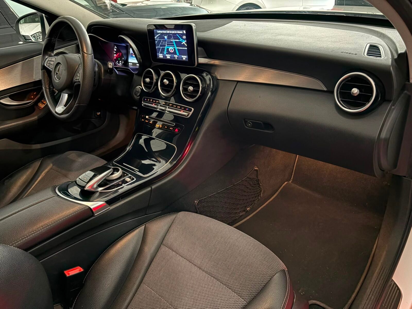 MERCEDES-BENZ Clase C C 220 d AMG Line Estate