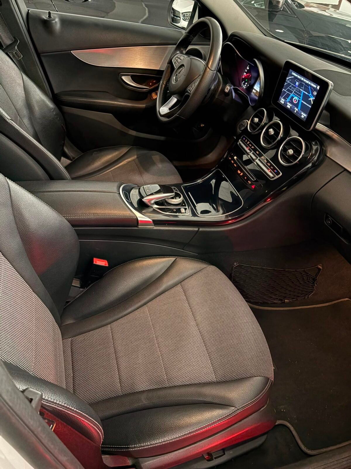 MERCEDES-BENZ Clase C C 220 d AMG Line Estate