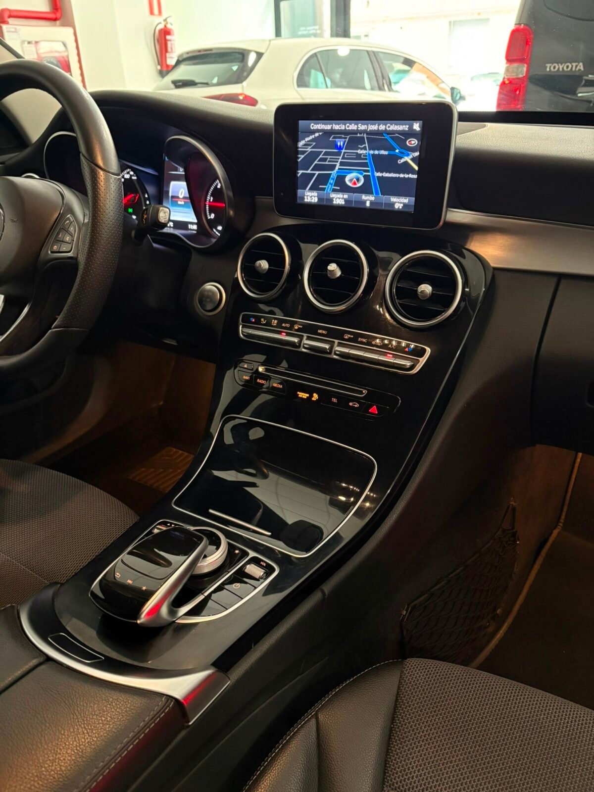 MERCEDES-BENZ Clase C C 220 d AMG Line Estate