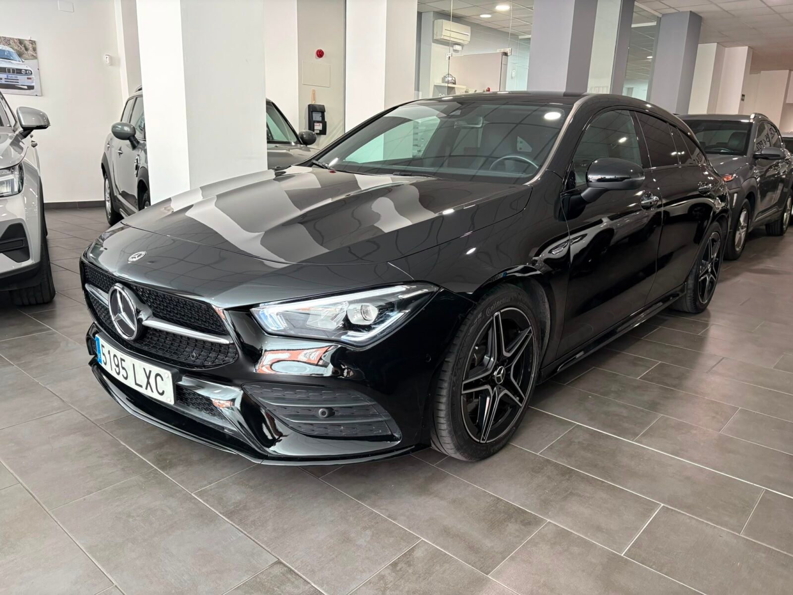 MERCEDES-BENZ CLA 250 4MATIC Shooting Brake