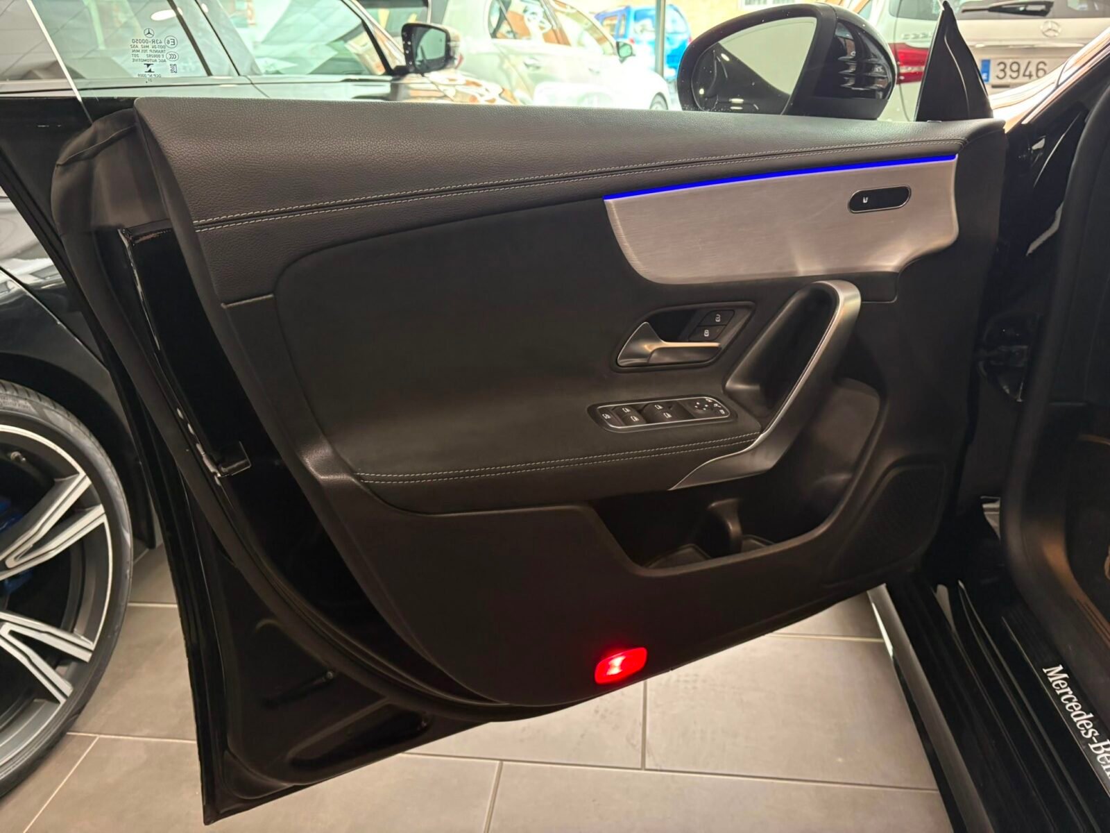 MERCEDES-BENZ CLA 250 4MATIC Shooting Brake