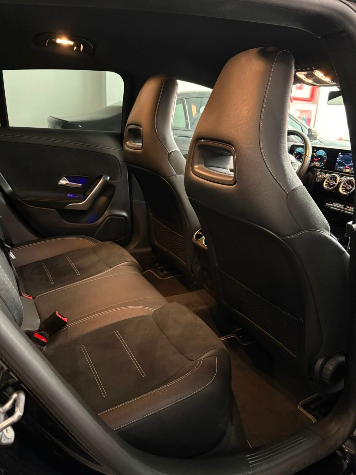 MERCEDES-BENZ CLA 250 4MATIC Shooting Brake