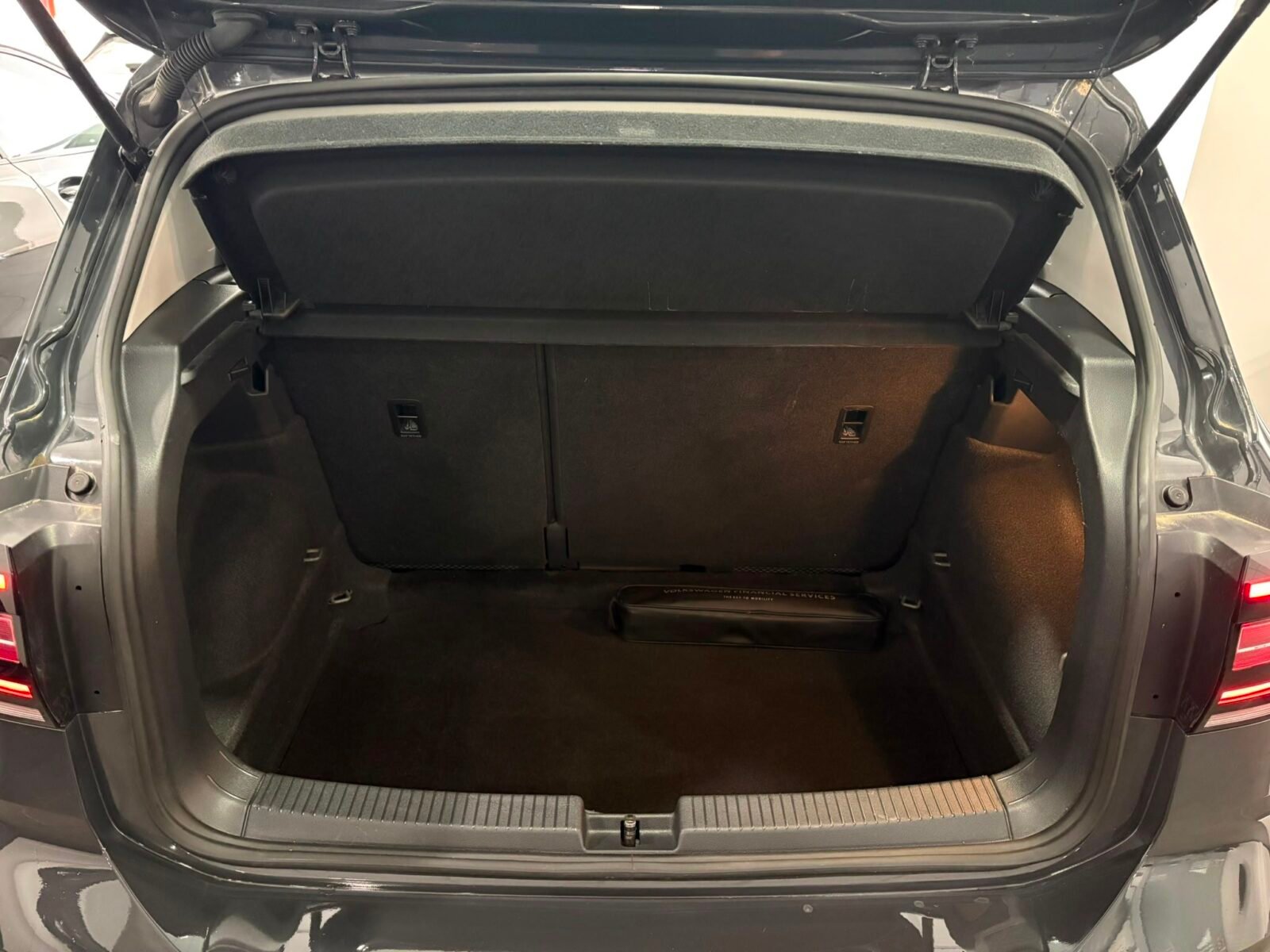 VOLKSWAGEN T-CROSS Advance 1.0 TSI