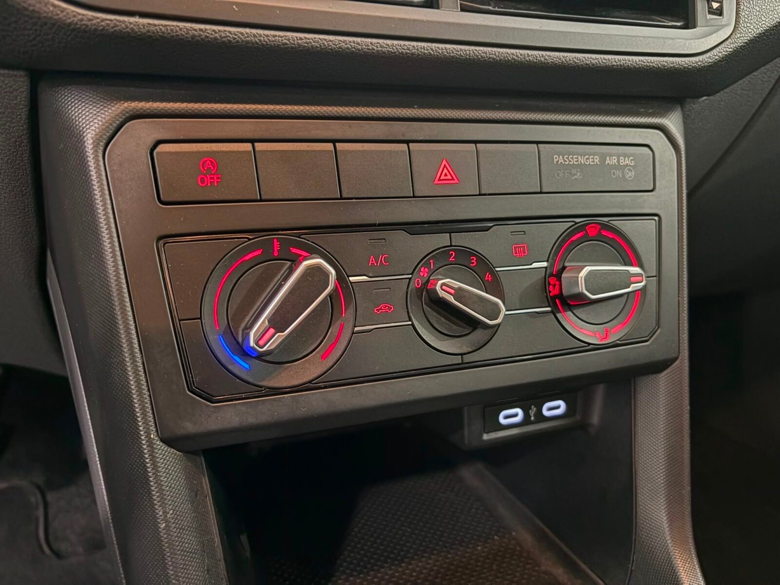 VOLKSWAGEN T-CROSS Advance 1.0 TSI