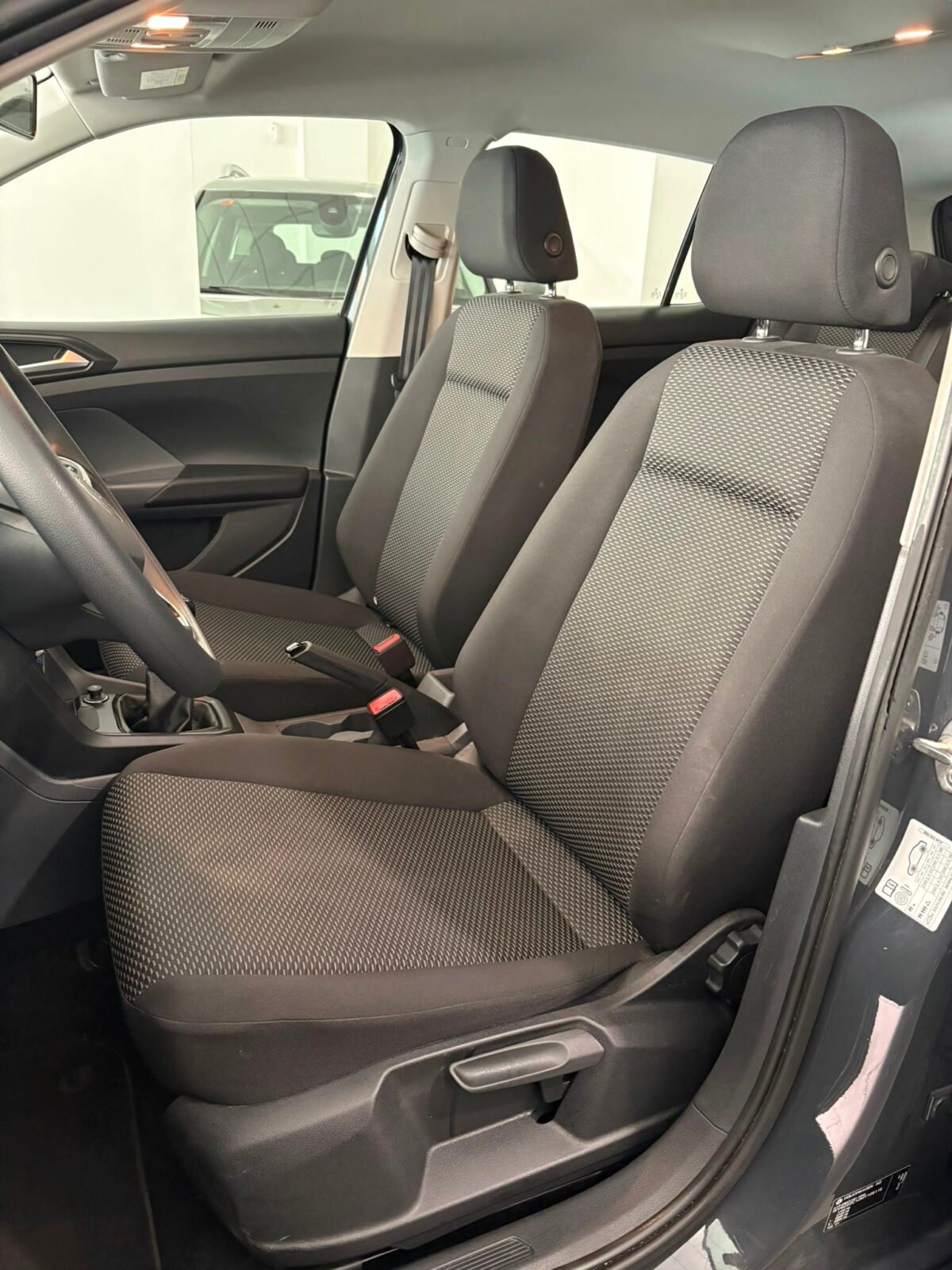 VOLKSWAGEN T-CROSS Advance 1.0 TSI