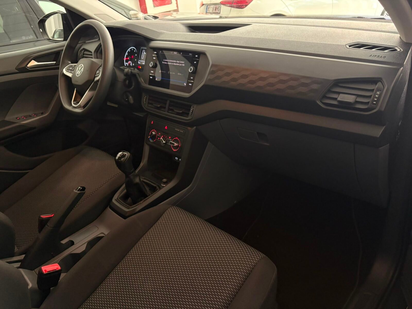 VOLKSWAGEN T-CROSS Advance 1.0 TSI