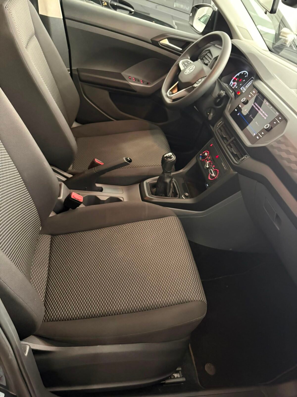 VOLKSWAGEN T-CROSS Advance 1.0 TSI